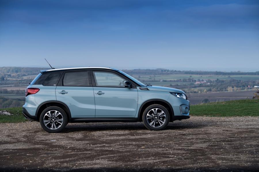  Suzuki Vitara SZ5 2018 года  (UK) (фото 11 из 27)